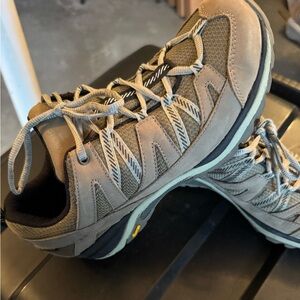 Merrell women’s winter shoe